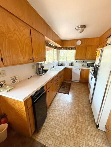 268 Placer Drive, Trinity Center, CA 96091