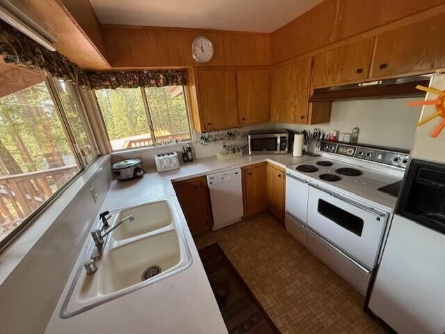 268 Placer Drive, Trinity Center, CA 96091