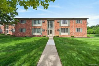 454 Romeo Road 226, Rochester, MI 48307