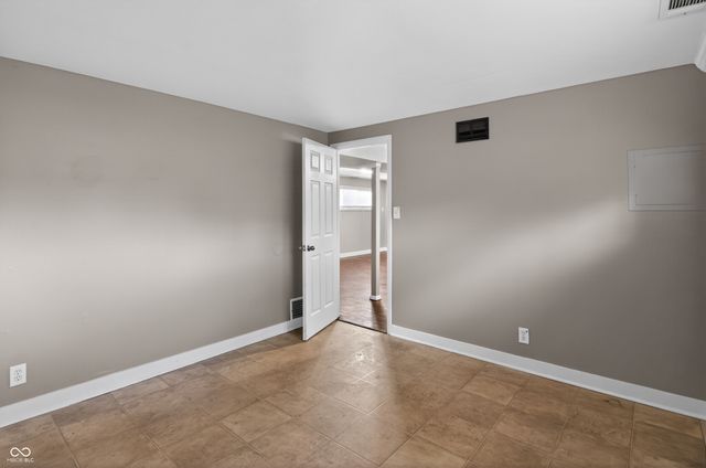 9123 Trinity Place, Indianapolis, IN 46229