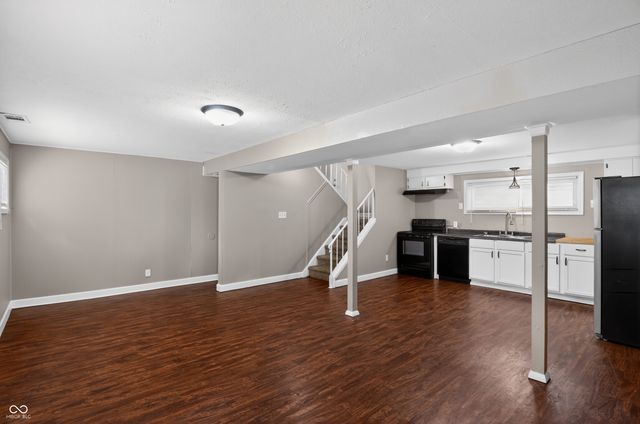 9123 Trinity Place, Indianapolis, IN 46229