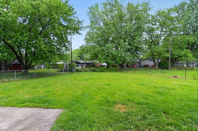 9123 Trinity Place, Indianapolis, IN 46229