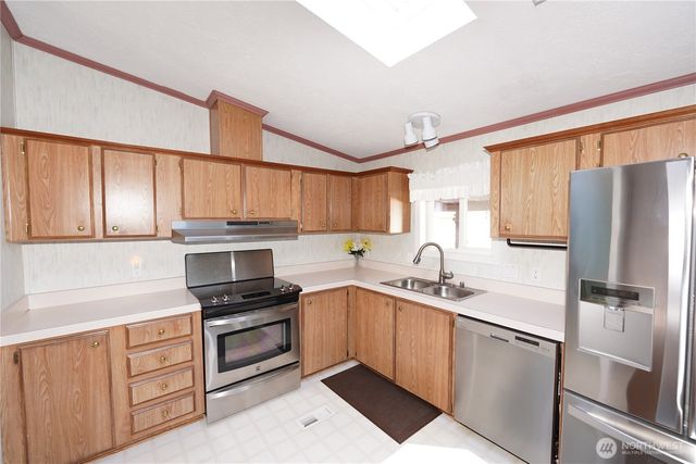 31308 N Place, Ocean Park, WA 98640