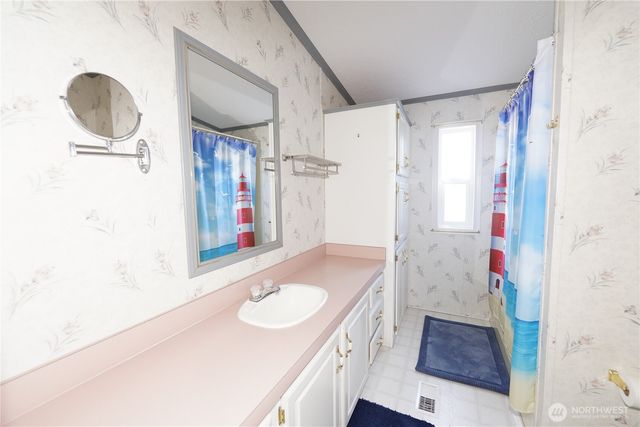 31308 N Place, Ocean Park, WA 98640