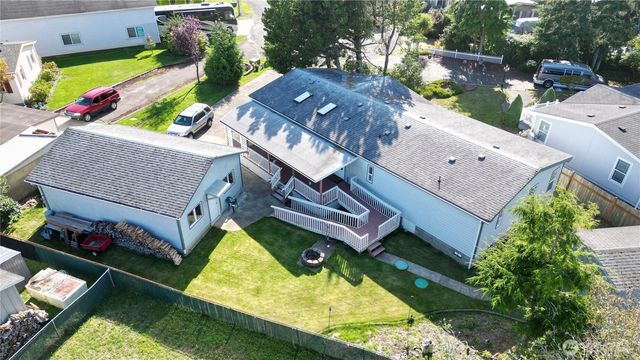 31308 N Place, Ocean Park, WA 98640