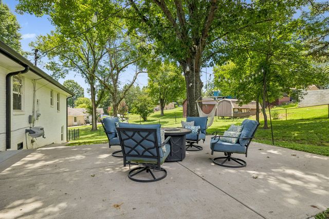 208 Western Ave, Hartsville, TN 37074