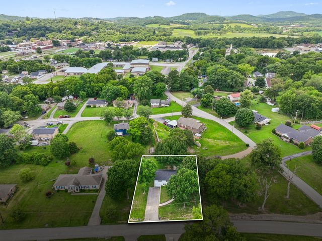 208 Western Ave, Hartsville, TN 37074
