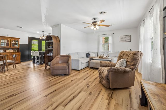 208 Western Ave, Hartsville, TN 37074