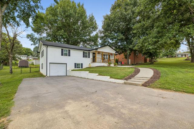 208 Western Ave, Hartsville, TN 37074