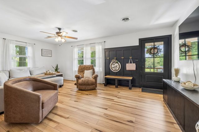 208 Western Ave, Hartsville, TN 37074