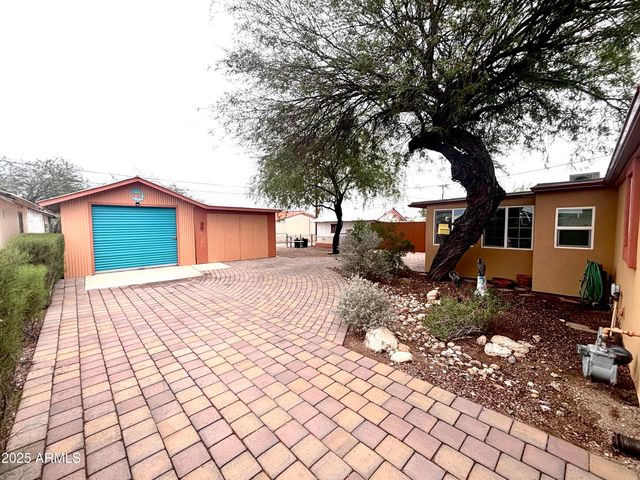 230 W 1ST Avenue, Ajo, AZ 85321