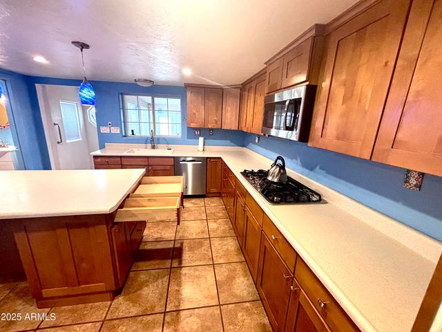 230 W 1ST Avenue, Ajo, AZ 85321