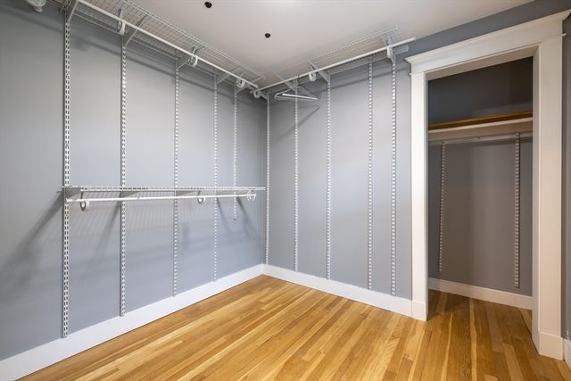31 Oak St, Wellesley, MA 02482
