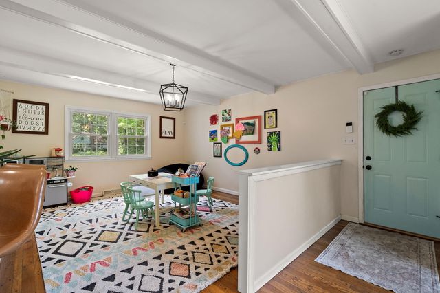 1695 Starwood Drive, Chesterton, IN 46304