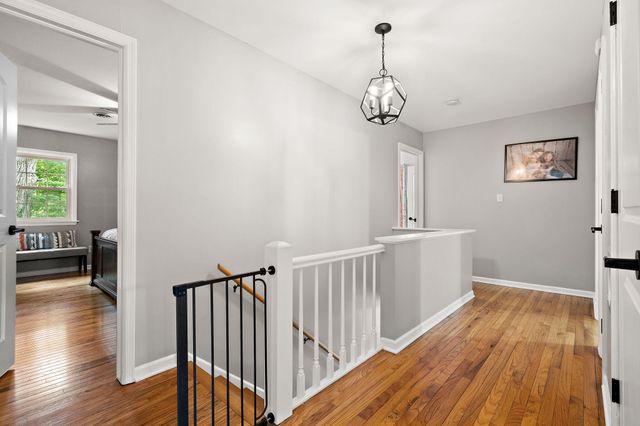 1695 Starwood Drive, Chesterton, IN 46304