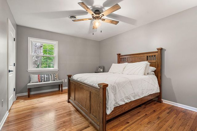 1695 Starwood Drive, Chesterton, IN 46304