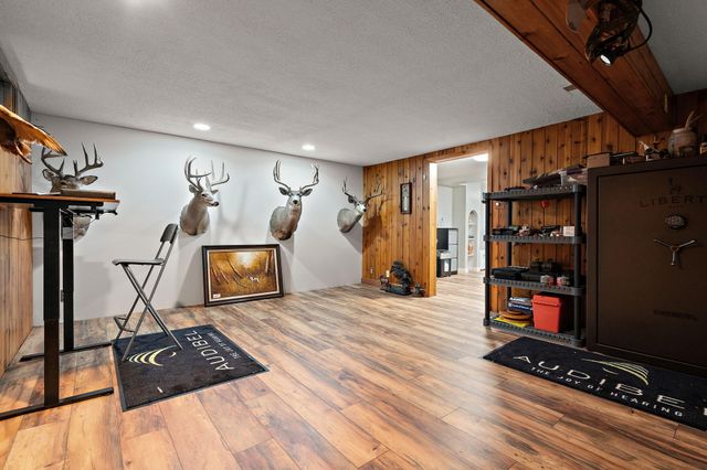 1695 Starwood Drive, Chesterton, IN 46304