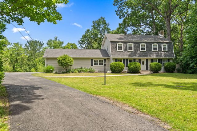 1695 Starwood Drive, Chesterton, IN 46304