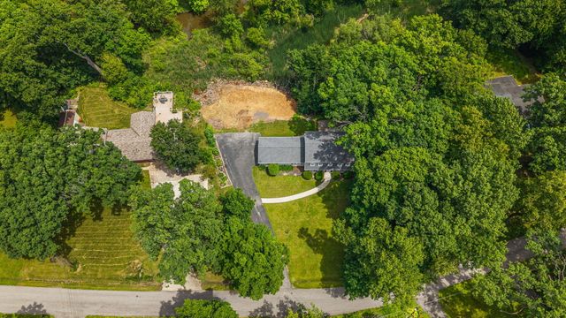 1695 Starwood Drive, Chesterton, IN 46304