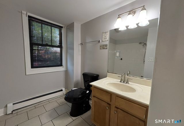 16 Case Street, Hartford, CT 06105