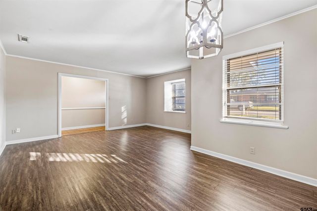 204 Ridgecrest, Tyler, TX 75701