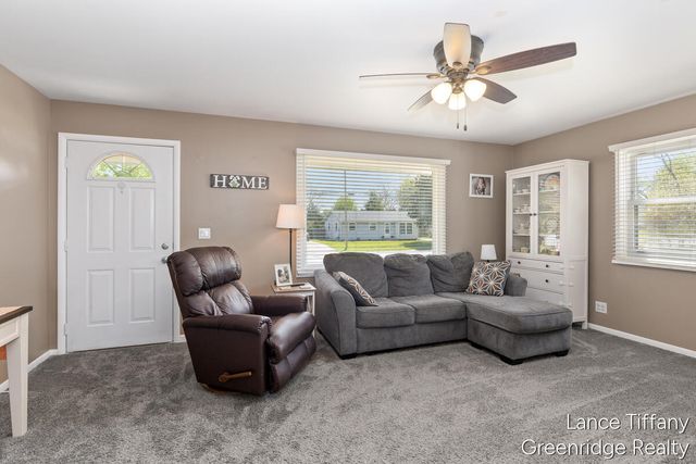 3225 Abington Drive Nw, City Of Walker, MI 49544
