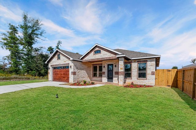 1109 Long Leaf Pine Street, Huffman, TX 77336