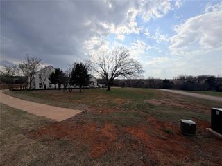 Enchanted Way, Norman, OK 73072