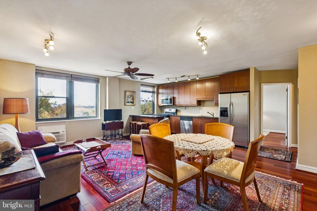 2601 PENNSYLVANIA AVE #409, Philadelphia, PA 19130