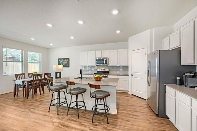 10221 Buster DR, Austin, TX 78748