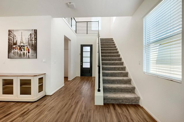 10221 Buster DR, Austin, TX 78748