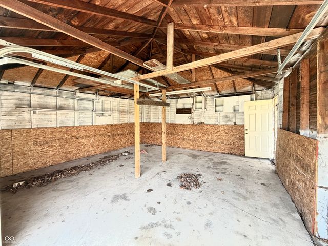 1405 W 4th Street, Anderson, IN 46016