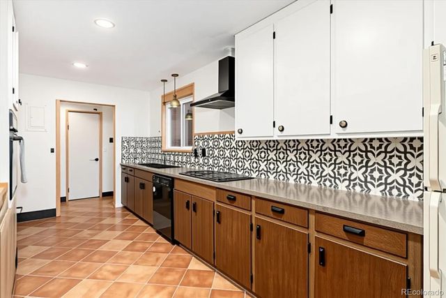 7125 S Depew Street, Littleton, CO 80128