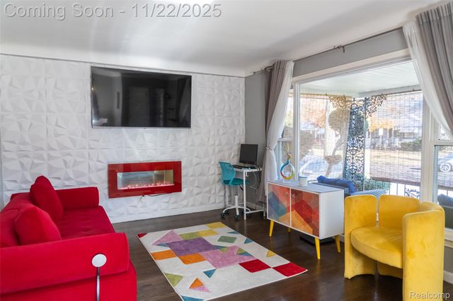 11769 W Parkway Street, Redford Charter Township, MI 48239