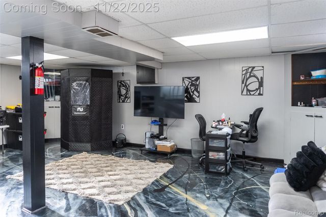 11769 W Parkway Street, Redford Charter Township, MI 48239