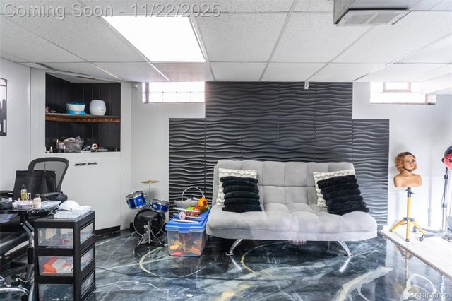 11769 W Parkway Street, Redford Charter Township, MI 48239