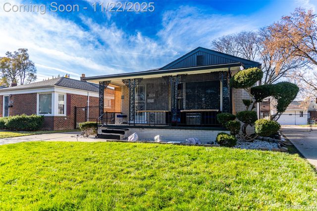 11769 W Parkway Street, Redford Charter Township, MI 48239