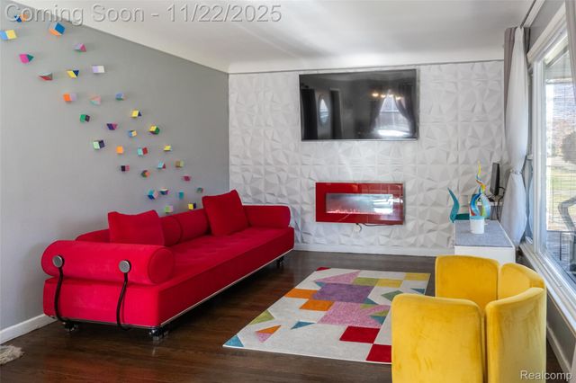 11769 W Parkway Street, Redford Charter Township, MI 48239