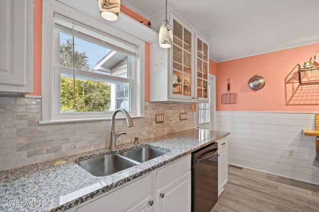 165 NE 5th Street, Oak Island, NC 28465