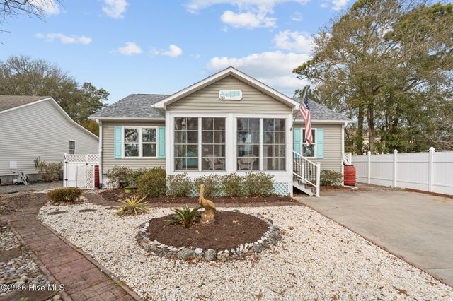 165 NE 5th Street, Oak Island, NC 28465