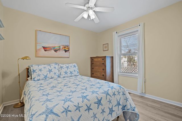 165 NE 5th Street, Oak Island, NC 28465