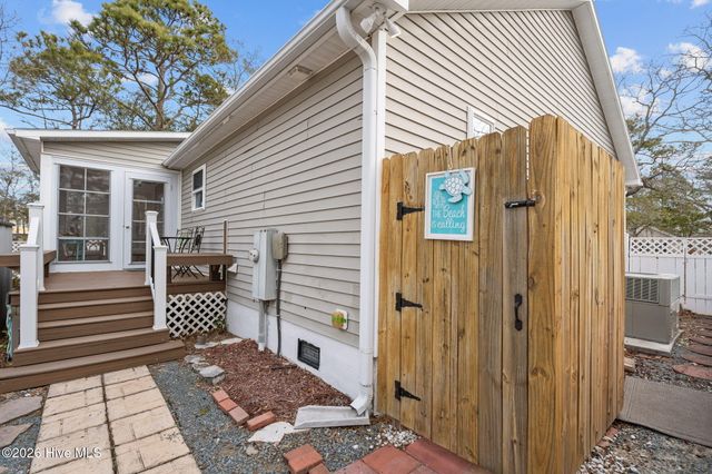 165 NE 5th Street, Oak Island, NC 28465