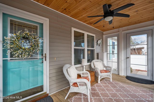 165 NE 5th Street, Oak Island, NC 28465