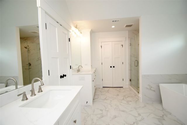 4414 Siegel Street, Houston, TX 77009