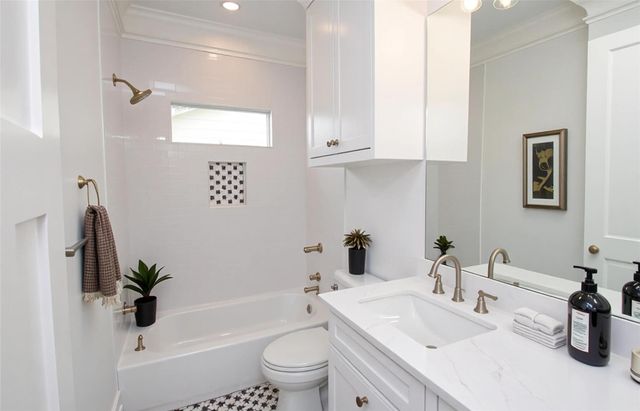 4414 Siegel Street, Houston, TX 77009