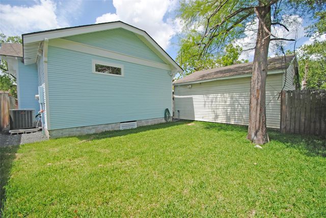 4414 Siegel Street, Houston, TX 77009