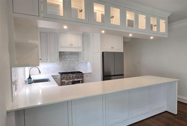 4414 Siegel Street, Houston, TX 77009