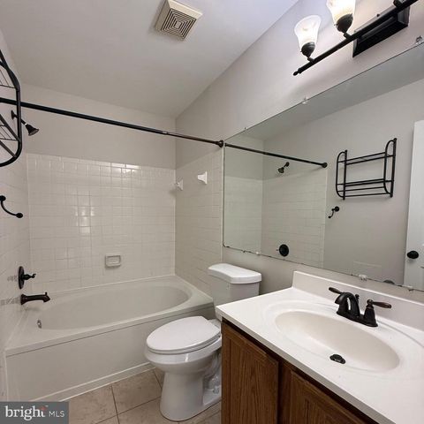 8442 SPRINGFIELD OAKS DR, Springfield, VA 22153