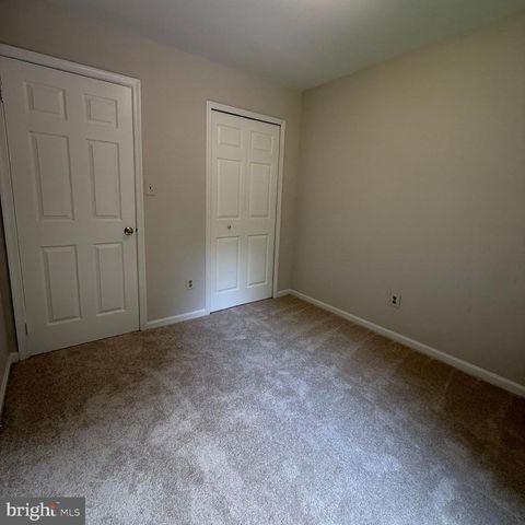 8442 SPRINGFIELD OAKS DR, Springfield, VA 22153