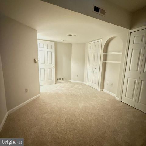 8442 SPRINGFIELD OAKS DR, Springfield, VA 22153